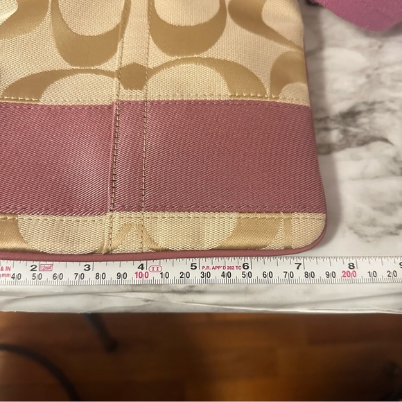 Coach Beige and Pink Crossbody Bag - Picture 3 of 9